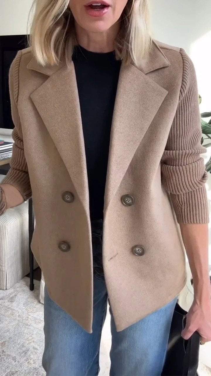 Amora - Elegant Blazer with Knitted Sleeves